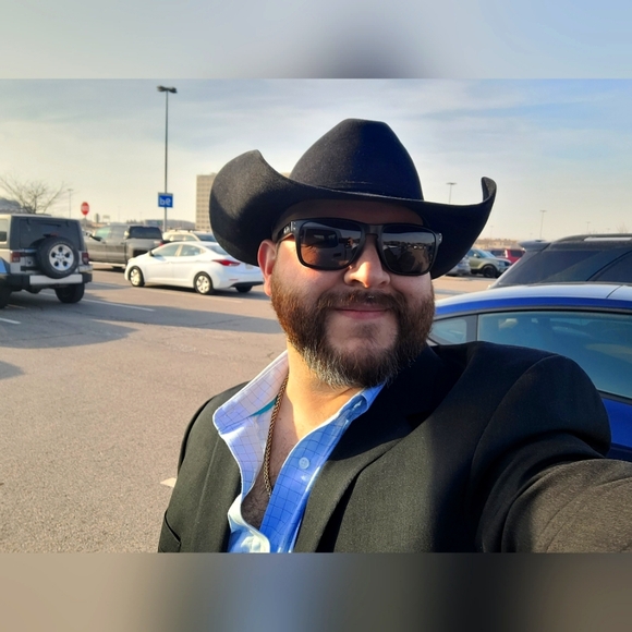 Meet your Posher, Bryan - Picture 7 of 8